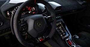 Gli interni della Lamborghini Huracán Sterrato